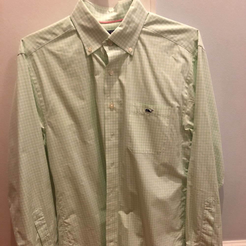 Vineyard Vines Tucker Shirt - never worn
